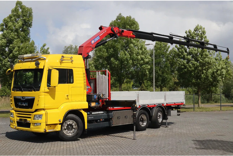 MAN TGS 26.500 | 6X2*4 | HMF 2820 K6 | KRAN / CRANE - Caminhão grua: foto 1 MAN TGS 26.500 | 6X2*4 | HMF 2820 K6 | KRAN / CRANE - Caminhão grua: foto 1