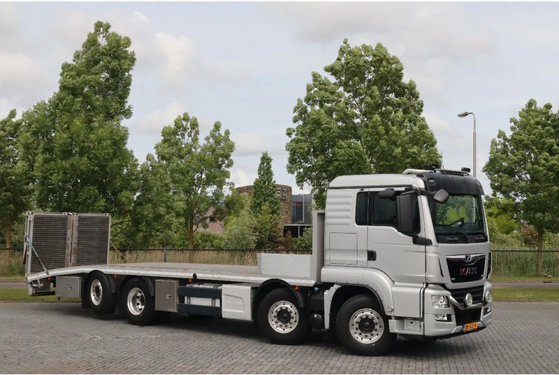 MAN TGS 35.500 8X2*4 | MACHINE TRANSPORT | MASCHINEN | WINCH | REMOTE - Caminhão reboque: foto 3 MAN TGS 35.500 8X2*4 | MACHINE TRANSPORT | MASCHINEN | WINCH | REMOTE - Caminhão reboque: foto 3