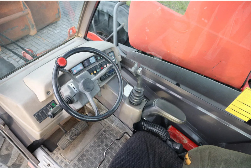 Locação de Manitou MLT 845-120 LSU | FORKS | BUCKET | QUICK COUPLER Manitou MLT 845-120 LSU | FORKS | BUCKET | QUICK COUPLER: foto 17 Locação de Manitou MLT 845-120 LSU | FORKS | BUCKET | QUICK COUPLER Manitou MLT 845-120 LSU | FORKS | BUCKET | QUICK COUPLER: foto 17