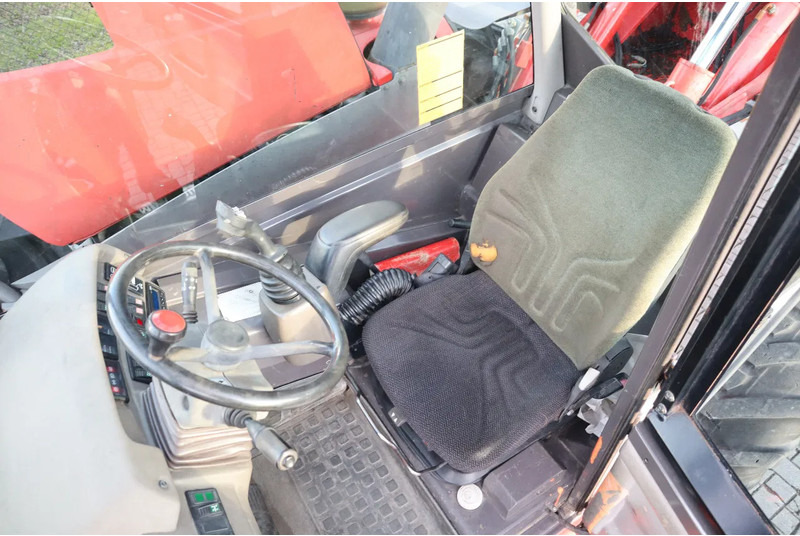 Locação de Manitou MLT 845-120 LSU | FORKS | BUCKET | QUICK COUPLER Manitou MLT 845-120 LSU | FORKS | BUCKET | QUICK COUPLER: foto 16 Locação de Manitou MLT 845-120 LSU | FORKS | BUCKET | QUICK COUPLER Manitou MLT 845-120 LSU | FORKS | BUCKET | QUICK COUPLER: foto 16