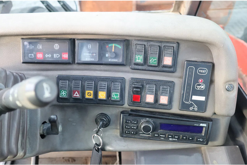 Locação de Manitou MLT 845-120 LSU | FORKS | BUCKET | QUICK COUPLER Manitou MLT 845-120 LSU | FORKS | BUCKET | QUICK COUPLER: foto 18 Locação de Manitou MLT 845-120 LSU | FORKS | BUCKET | QUICK COUPLER Manitou MLT 845-120 LSU | FORKS | BUCKET | QUICK COUPLER: foto 18