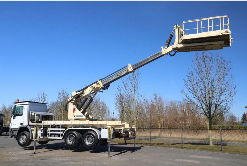 Mercedes-Benz Actros 2636 6X4 | TUNNEL PLATFORM | REMOTE DRIVING - Caminhão grua: foto 2 Mercedes-Benz Actros 2636 6X4 | TUNNEL PLATFORM | REMOTE DRIVING - Caminhão grua: foto 2
