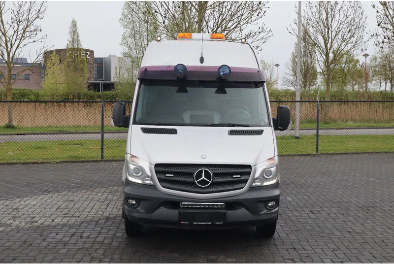 Mercedes-Benz Sprinter 516 | 4X2 | MOBILE WORKSHOP | WERKSTATT | SERVICE VAN - Carrinha de contentor: foto 2 Mercedes-Benz Sprinter 516 | 4X2 | MOBILE WORKSHOP | WERKSTATT | SERVICE VAN - Carrinha de contentor: foto 2