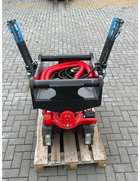 ROTOTILT R8 | S80 | FULL SET | JOYSTICKS | NEW / UNUSED | ICS | LHV | ILS | SC - Tiltrotator de Máquina de construção: foto 5 ROTOTILT R8 | S80 | FULL SET | JOYSTICKS | NEW / UNUSED | ICS | LHV | ILS | SC - Tiltrotator de Máquina de construção: foto 5