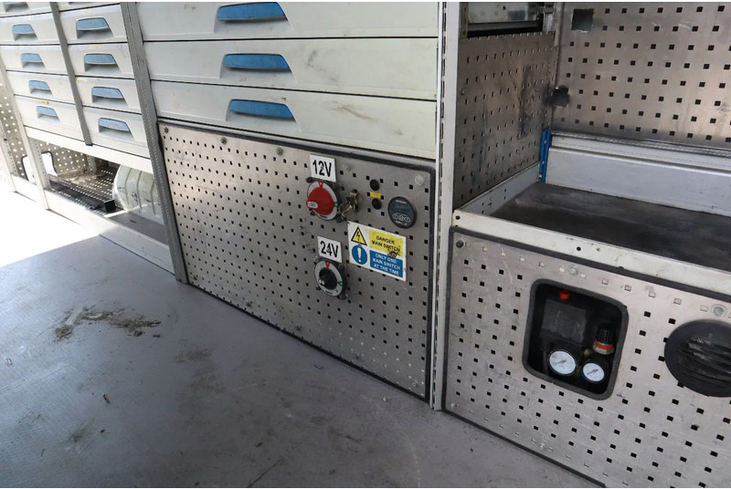 Locação de Renault Master 160 DCI | L3H3 | WORKSHOP | WERKSTATT | 5 TON Renault Master 160 DCI | L3H3 | WORKSHOP | WERKSTATT | 5 TON: foto 13 Locação de Renault Master 160 DCI | L3H3 | WORKSHOP | WERKSTATT | 5 TON Renault Master 160 DCI | L3H3 | WORKSHOP | WERKSTATT | 5 TON: foto 13