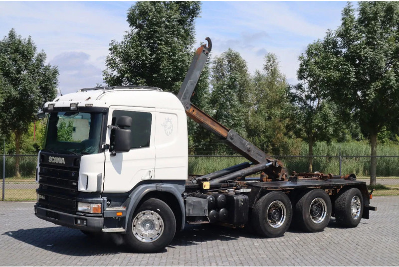 Scania P124-420 | 8X4 | HOOKLIFT | MANUAL | BIG AXLES | EURO 3 - Caminhão polibenne: foto 1 Scania P124-420 | 8X4 | HOOKLIFT | MANUAL | BIG AXLES | EURO 3 - Caminhão polibenne: foto 1