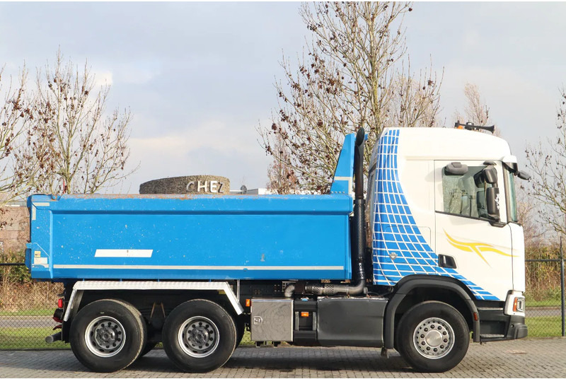 Scania R580 V8 NGS | 6X4 | FULL STEEL | BIG AXLES | RETARDER | EURO 6 - Caminhão basculante: foto 3 Scania R580 V8 NGS | 6X4 | FULL STEEL | BIG AXLES | RETARDER | EURO 6 - Caminhão basculante: foto 3