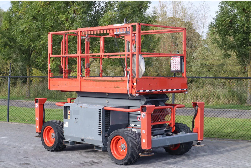 Skyjack SJ6832 RT | 12 METER | 454 KG - Plataforma de Tijera/ Plataforma de tesoura: foto 2 Skyjack SJ6832 RT | 12 METER | 454 KG - Plataforma de Tijera/ Plataforma de tesoura: foto 2