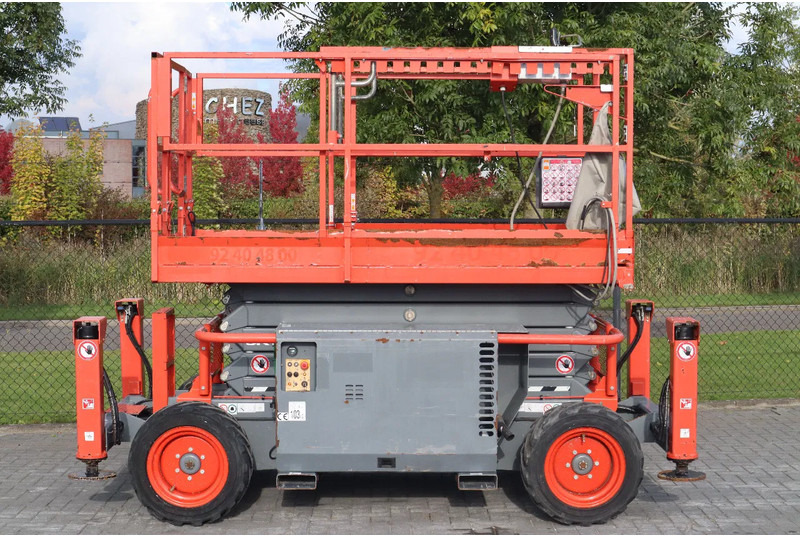 Skyjack SJ6832 RT | 12 METER | 454 KG - Plataforma de Tijera/ Plataforma de tesoura: foto 1 Skyjack SJ6832 RT | 12 METER | 454 KG - Plataforma de Tijera/ Plataforma de tesoura: foto 1