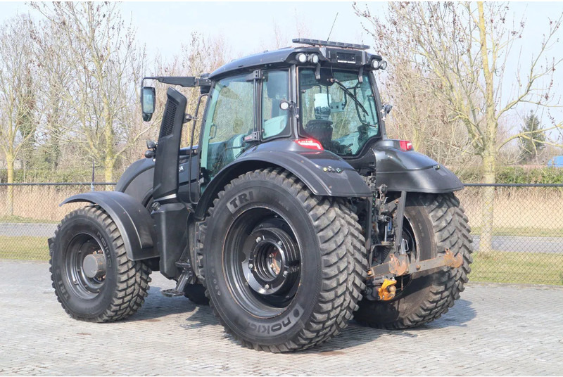 Valtra T234 D UNLIMITED | FRONT PTO | 53 KM/H | FULL OPTION - Trator: foto 3 Valtra T234 D UNLIMITED | FRONT PTO | 53 KM/H | FULL OPTION - Trator: foto 3