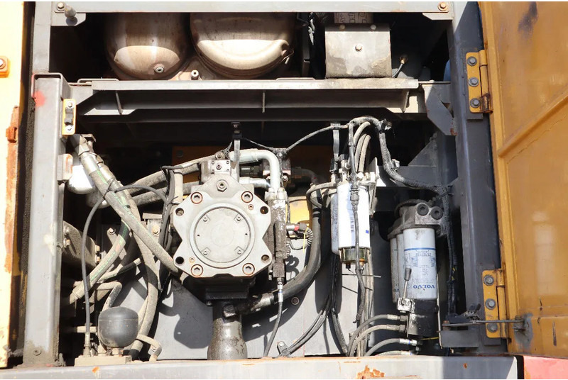 Escavadora de rastos Volvo EC 750 EL | BUCKET | HYDRAULIC QUICK COUPLER: foto 13