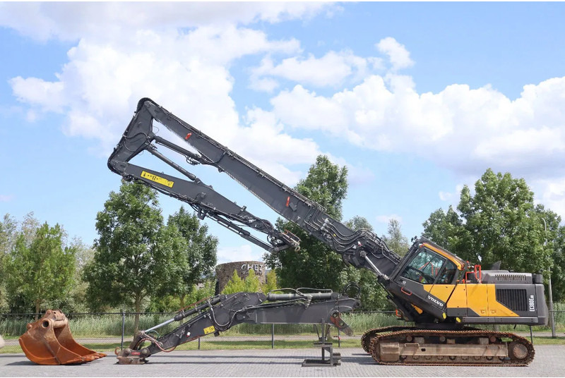 Volvo EC380EHR | EC380E HR | 23M BOOM | OILQUICK | MAGNET | DEMOLITION - Escavadora de rastos: foto 1 Volvo EC380EHR | EC380E HR | 23M BOOM | OILQUICK | MAGNET | DEMOLITION - Escavadora de rastos: foto 1