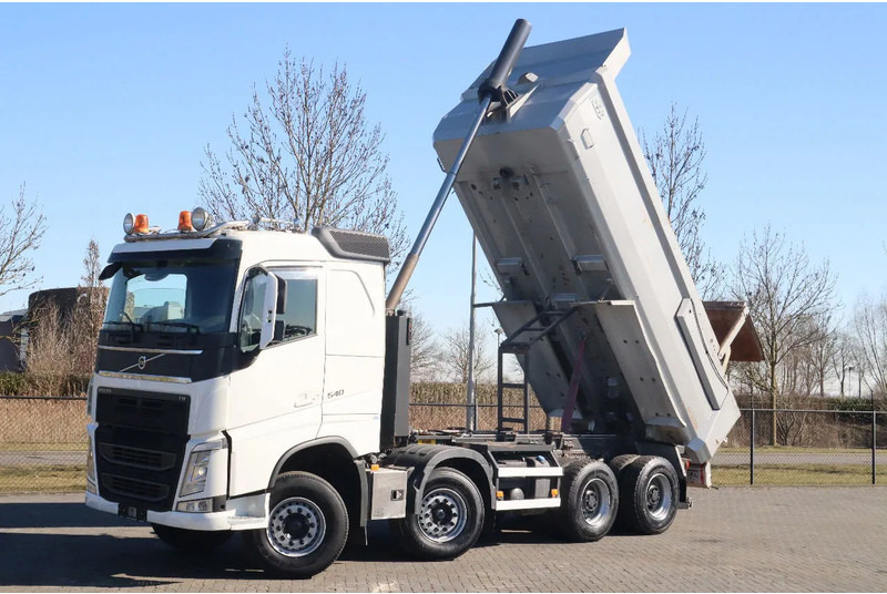 Volvo FH 540 8X4 TANDEMLIFT | BIG AXLES | RETARDER | VDS - Caminhão basculante: foto 1 Volvo FH 540 8X4 TANDEMLIFT | BIG AXLES | RETARDER | VDS - Caminhão basculante: foto 1