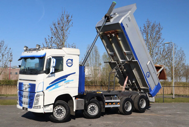 Volvo FH 540 | 8X4 | TANDEMLIFT | RETARDER | BIG AXLES | EURO 6 - Caminhão basculante: foto 1 Volvo FH 540 | 8X4 | TANDEMLIFT | RETARDER | BIG AXLES | EURO 6 - Caminhão basculante: foto 1