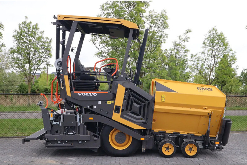 Volvo P2870 D ABG | ASPHALT PAVER | NEW / UNUSED | BOMAG BF300 - Máquina de asfalto: foto 4 Volvo P2870 D ABG | ASPHALT PAVER | NEW / UNUSED | BOMAG BF300 - Máquina de asfalto: foto 4