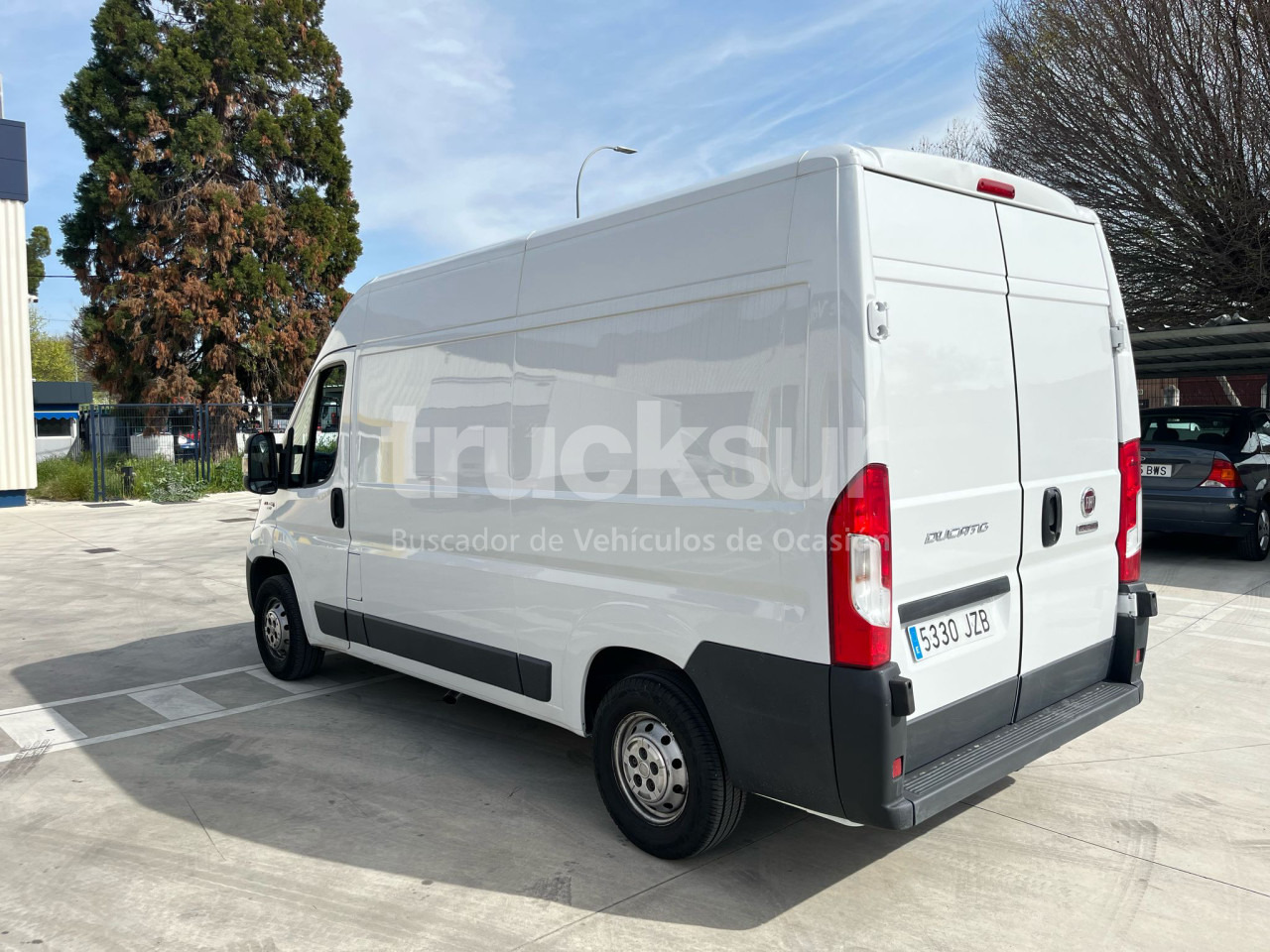 FIAT DUCATO 130.35 - Carrinha de contentor: foto 3 FIAT DUCATO 130.35 - Carrinha de contentor: foto 3
