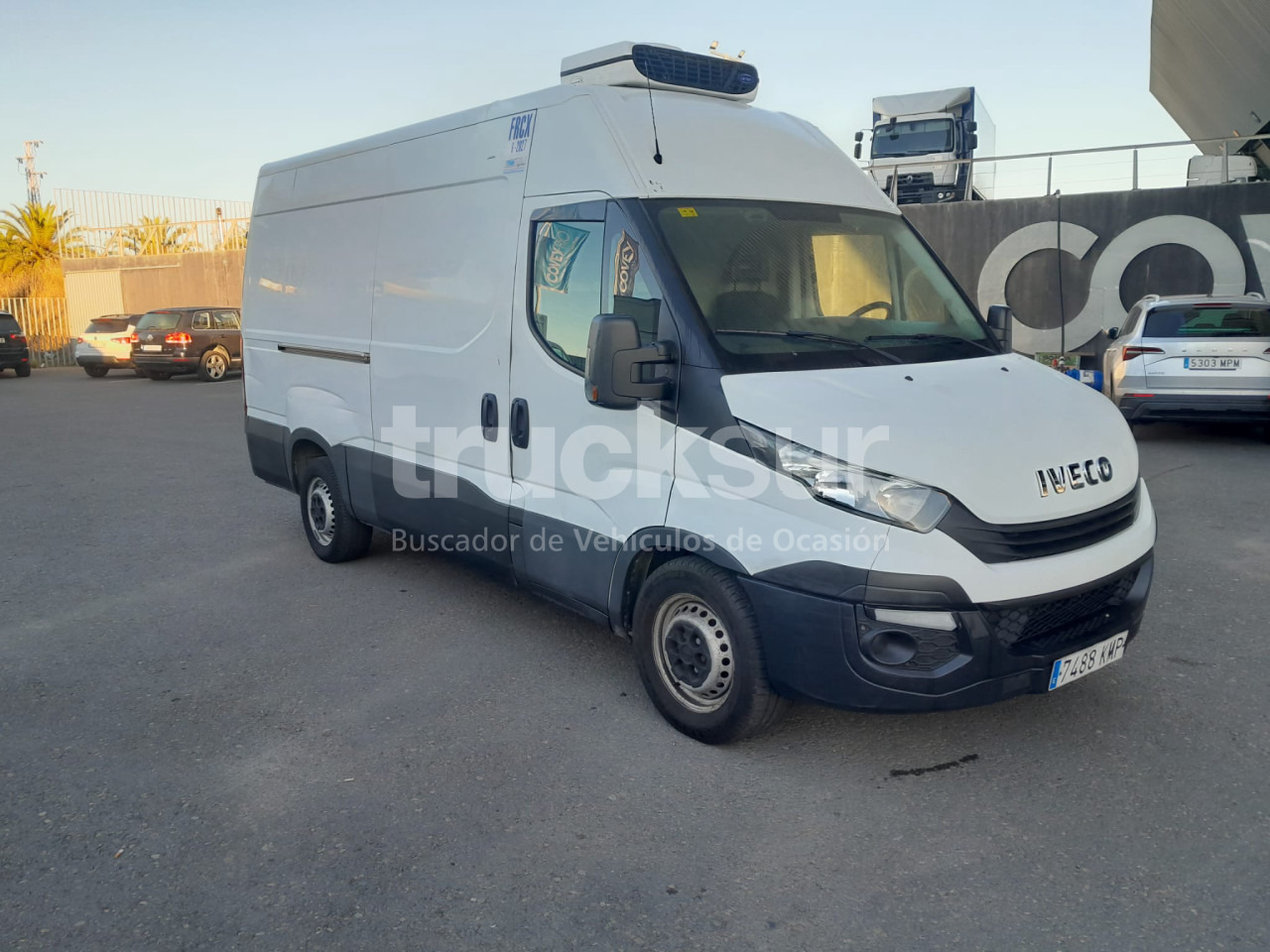 IVECO 35S12 12M3 FRC-X - Carrinha de contentor: foto 2 IVECO 35S12 12M3 FRC-X - Carrinha de contentor: foto 2