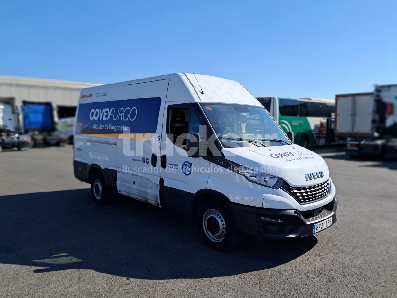 IVECO 35S14 12M3 - Carrinha de contentor: foto 2 IVECO 35S14 12M3 - Carrinha de contentor: foto 2