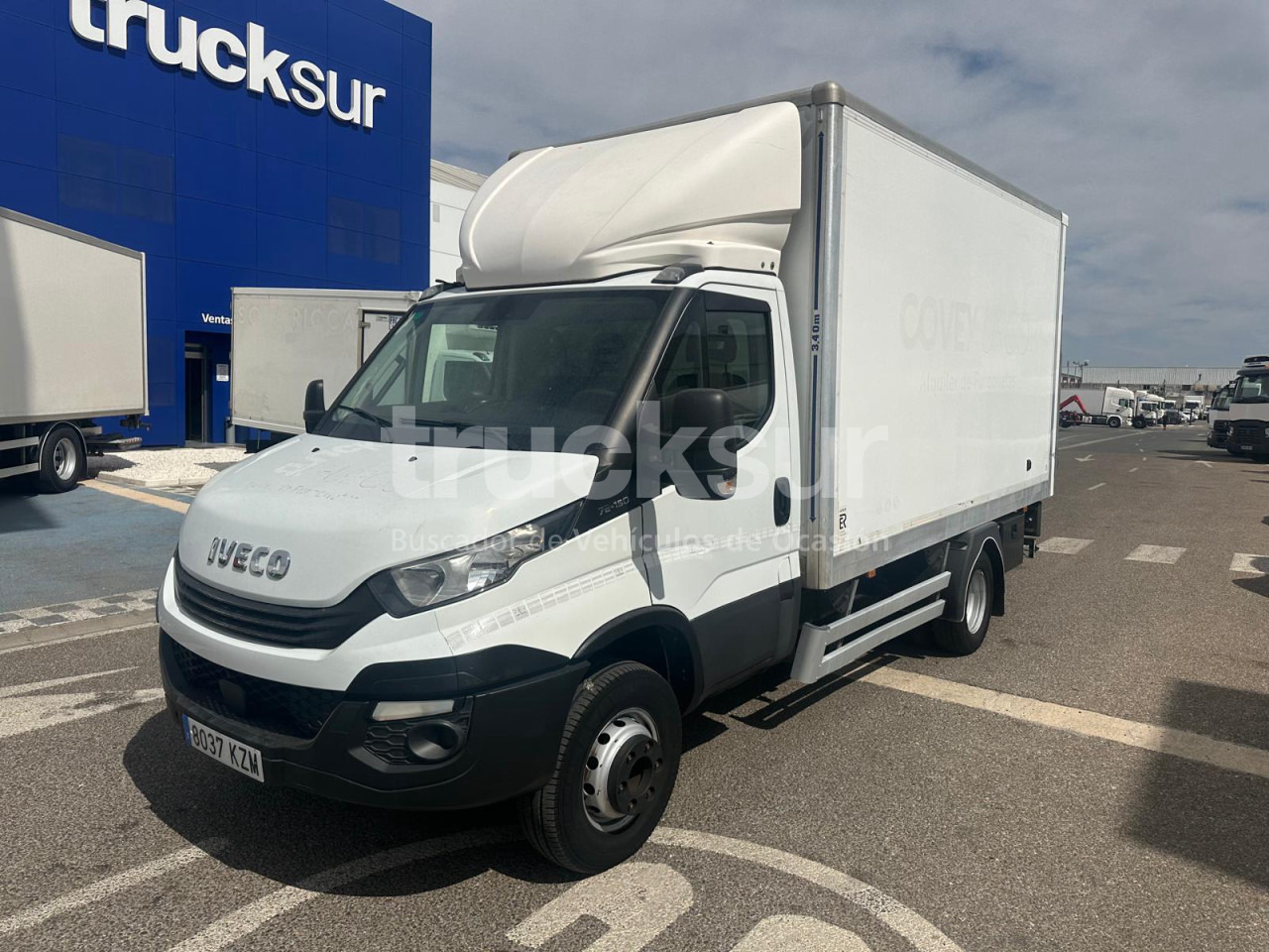 IVECO 72C15 GV P/E - Caminhão furgão: foto 2 IVECO 72C15 GV P/E - Caminhão furgão: foto 2