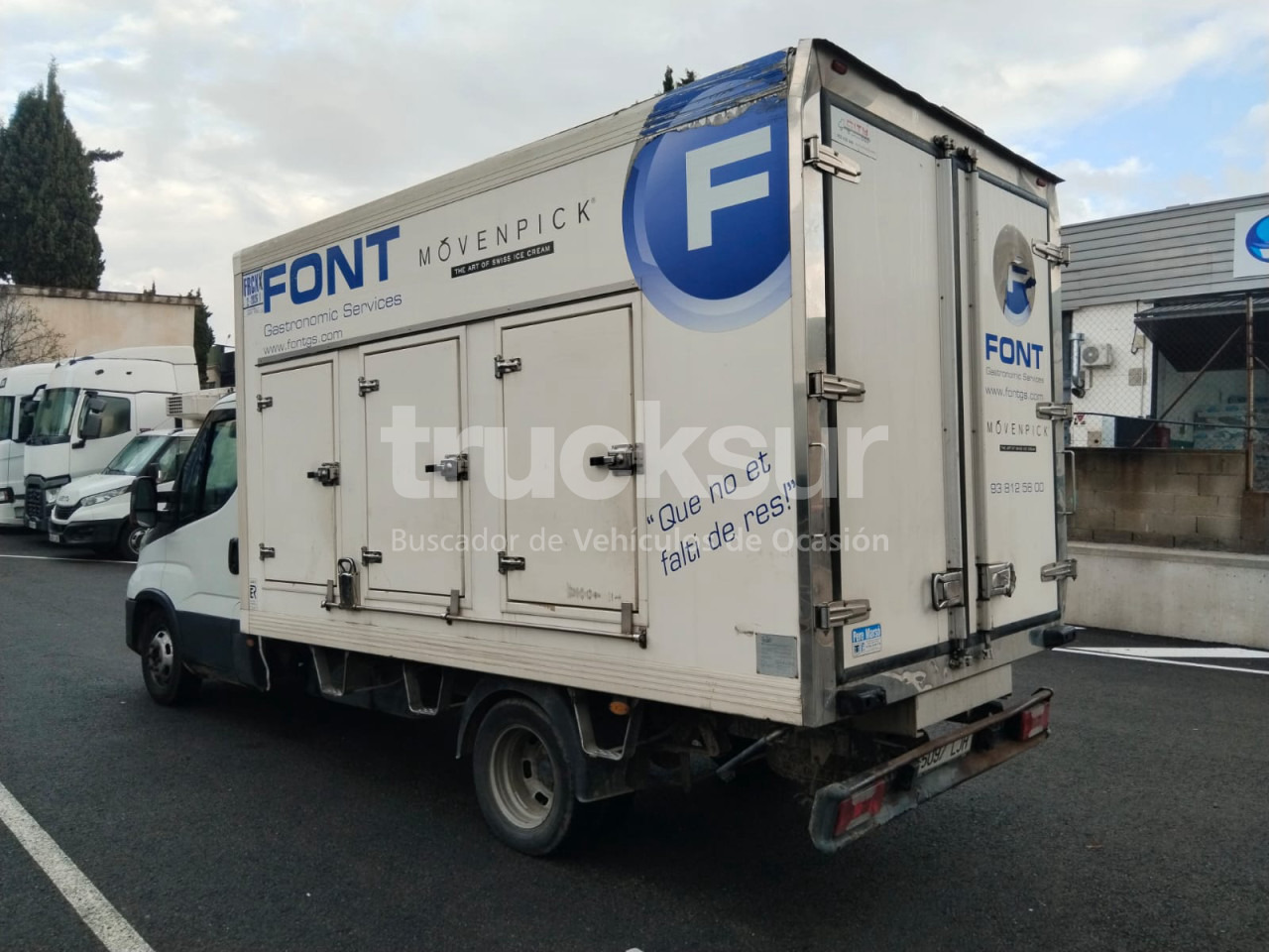 IVECO DAILY 35C16 FRC-X THK - Carrinha de contentor: foto 5 IVECO DAILY 35C16 FRC-X THK - Carrinha de contentor: foto 5