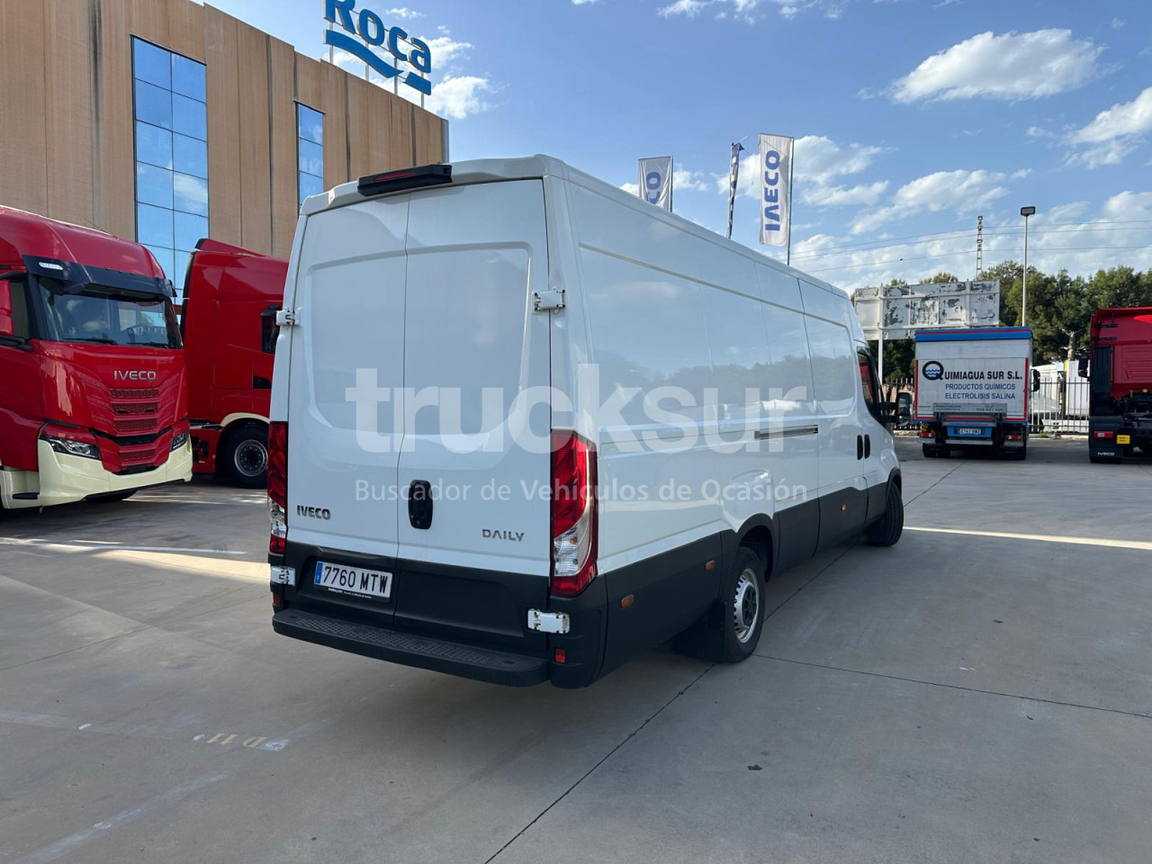 IVECO DAILY 35S16 F 16M3 - Carrinha de contentor: foto 4 IVECO DAILY 35S16 F 16M3 - Carrinha de contentor: foto 4