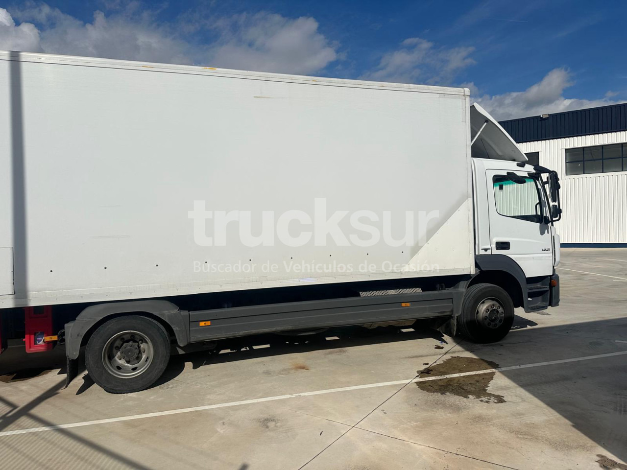 MERCEDES ATEGO - Caminhão furgão: foto 3 MERCEDES ATEGO - Caminhão furgão: foto 3