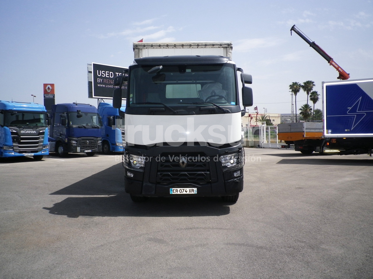 RENAULT C380.26 - Caminhão com lona: foto 3 RENAULT C380.26 - Caminhão com lona: foto 3