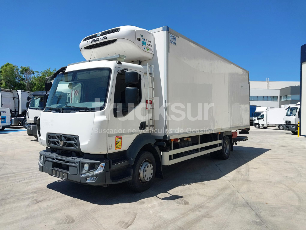RENAULT D13.240 - Caminhão frigorífico: foto 1 RENAULT D13.240 - Caminhão frigorífico: foto 1