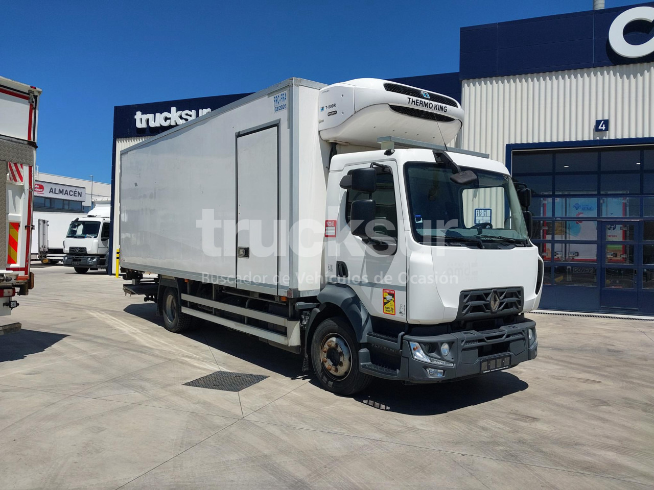 RENAULT D13.240 - Caminhão frigorífico: foto 2 RENAULT D13.240 - Caminhão frigorífico: foto 2