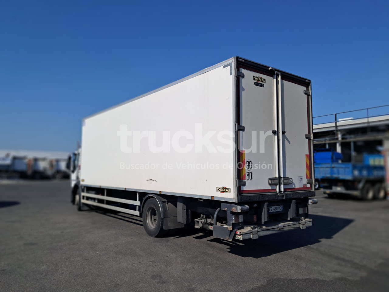 RENAULT D320.18 - Caminhão frigorífico: foto 4 RENAULT D320.18 - Caminhão frigorífico: foto 4