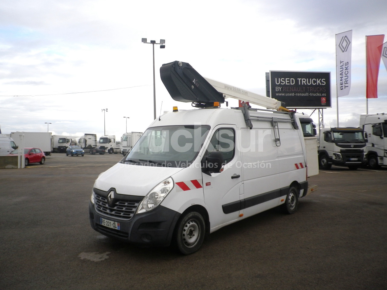 RENAULT MASTER 130.35 CESTA - Carrinha de contentor: foto 1 RENAULT MASTER 130.35 CESTA - Carrinha de contentor: foto 1