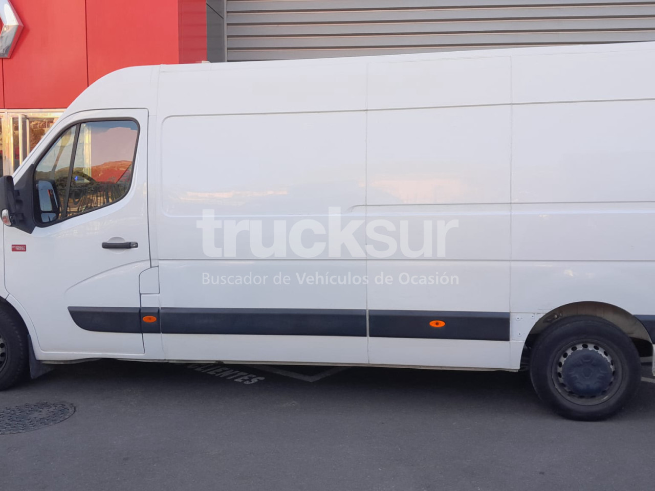 RENAULT MASTER 130.35 L3H2 E6 - Carrinha de contentor: foto 4 RENAULT MASTER 130.35 L3H2 E6 - Carrinha de contentor: foto 4