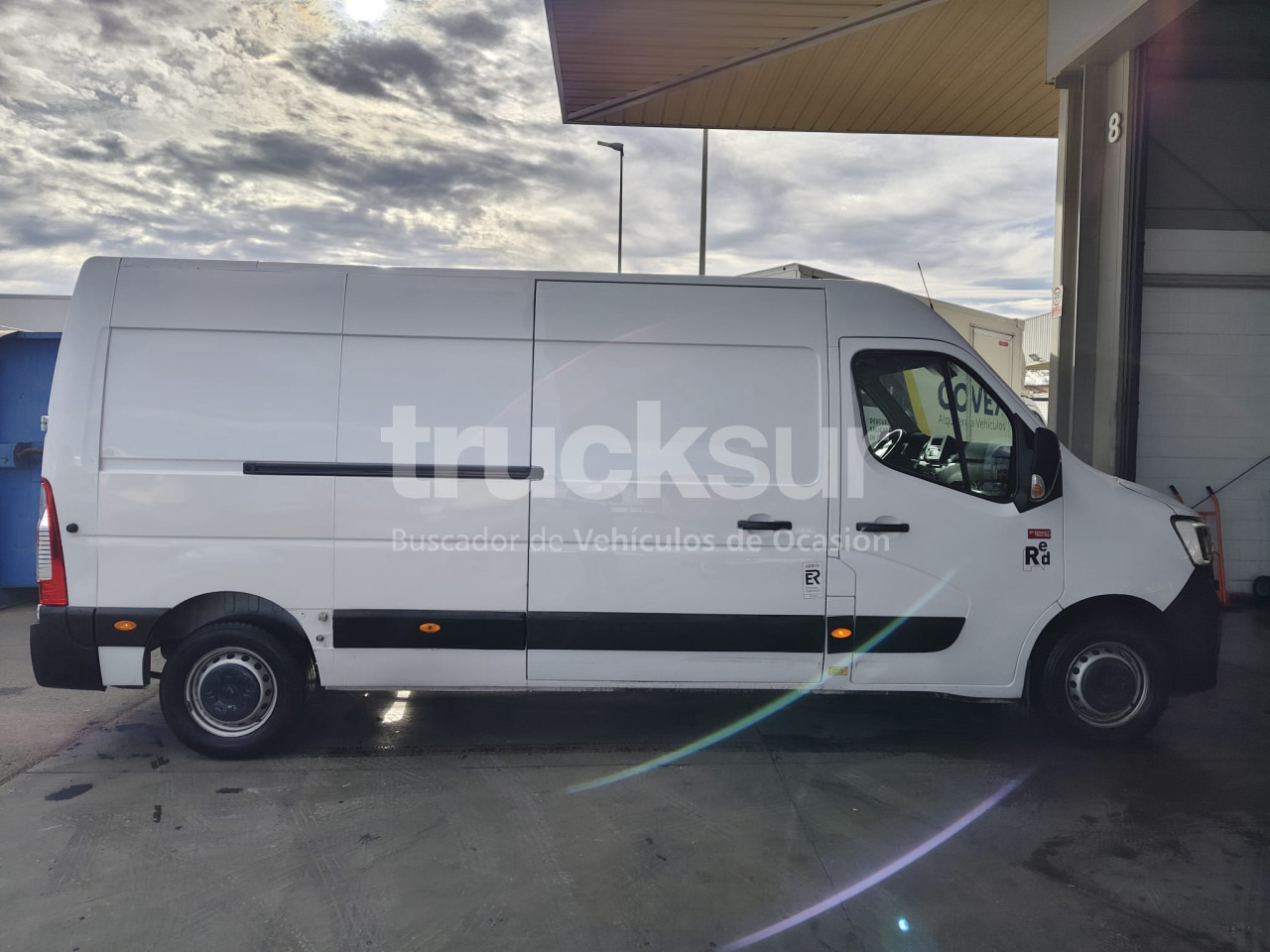 RENAULT MASTER L3H2 135.35 - Carrinha de contentor: foto 5 RENAULT MASTER L3H2 135.35 - Carrinha de contentor: foto 5