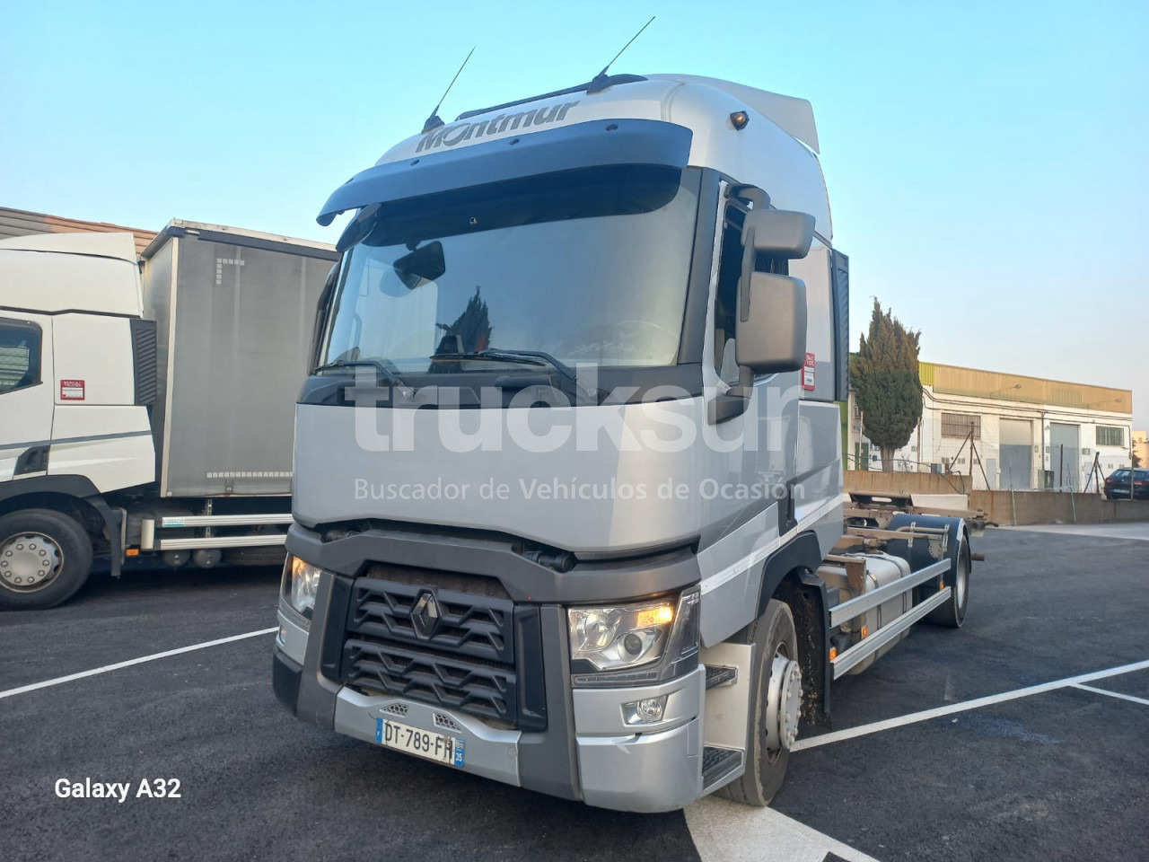 RENAULT T430 - Caminhão transportador de contêineres/ Caixa móvel: foto 1 RENAULT T430 - Caminhão transportador de contêineres/ Caixa móvel: foto 1