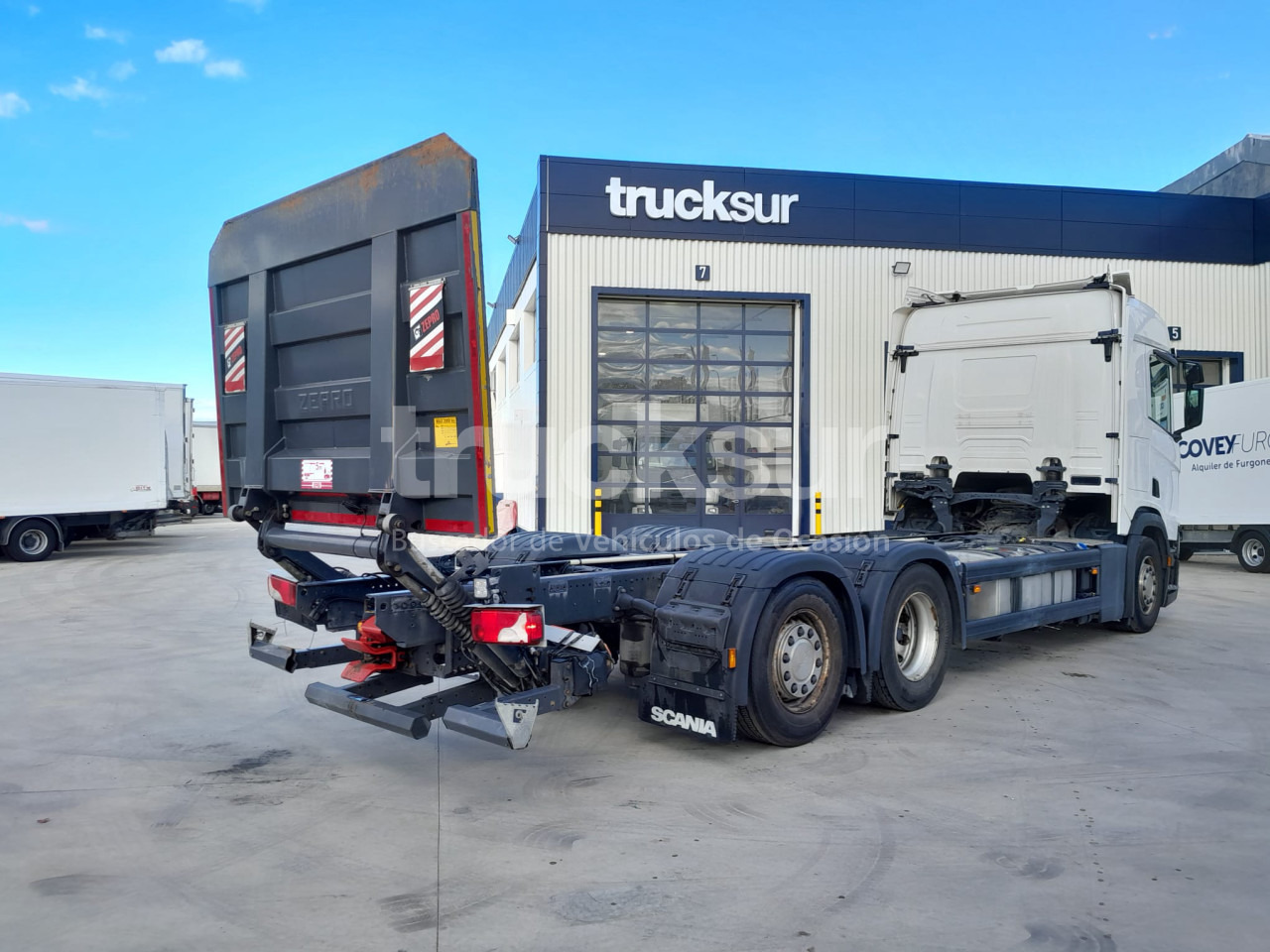 SCANIA R450.26 ejes 6x2*4 - Caminhão chassi: foto 4 SCANIA R450.26 ejes 6x2*4 - Caminhão chassi: foto 4