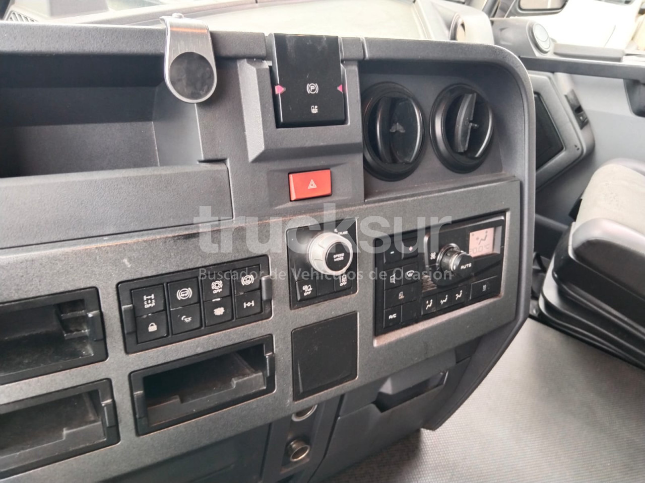 Tractor RENAULT T480 SLEEPER CAB: foto 16 Tractor RENAULT T480 SLEEPER CAB: foto 16