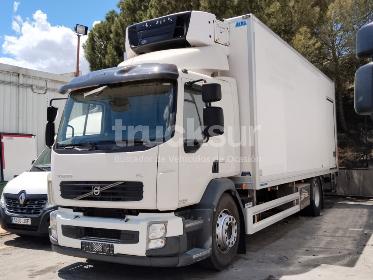 VOLVO FL290 - Caminhão frigorífico: foto 1 VOLVO FL290 - Caminhão frigorífico: foto 1