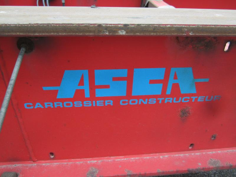 Asca - Semireboque transportador de contêineres/ Caixa móvel: foto 2 Asca - Semireboque transportador de contêineres/ Caixa móvel: foto 2