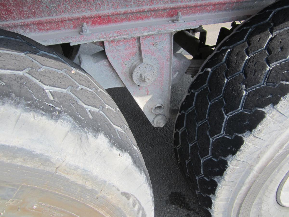 Benalu - Semireboque basculante: foto 2 Benalu - Semireboque basculante: foto 2