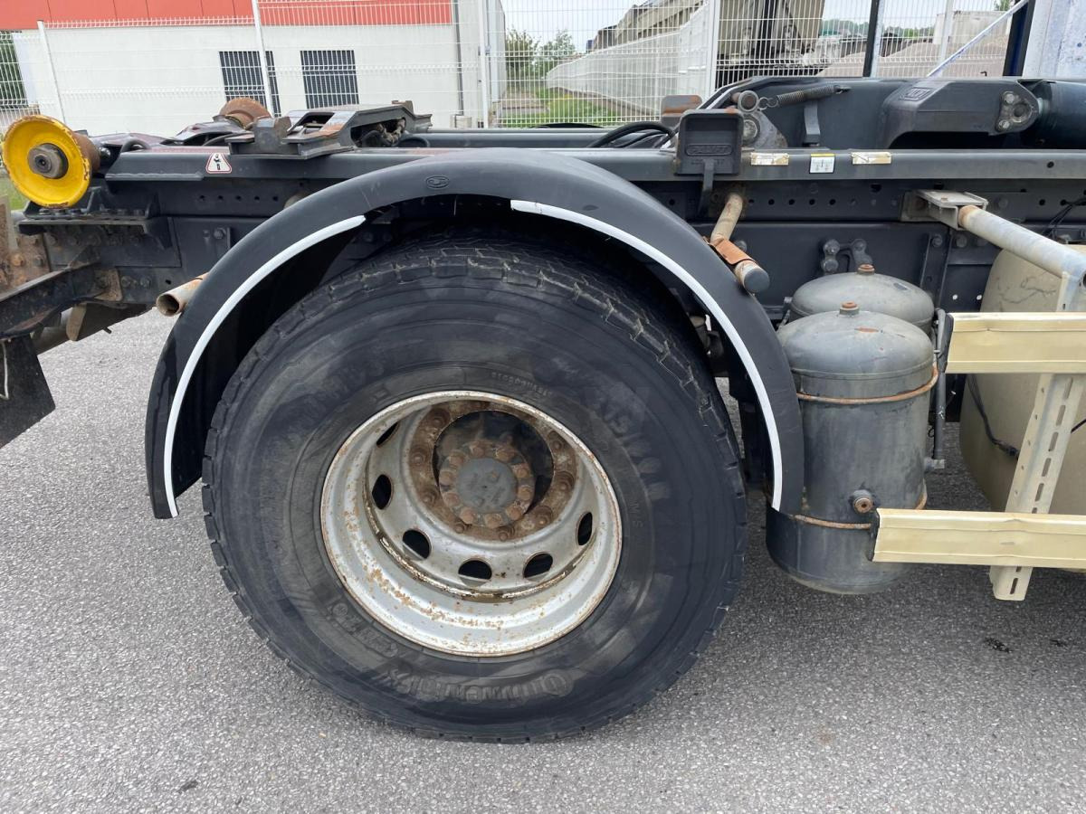 DAF XF105 460 - Caminhão polibenne: foto 4 DAF XF105 460 - Caminhão polibenne: foto 4