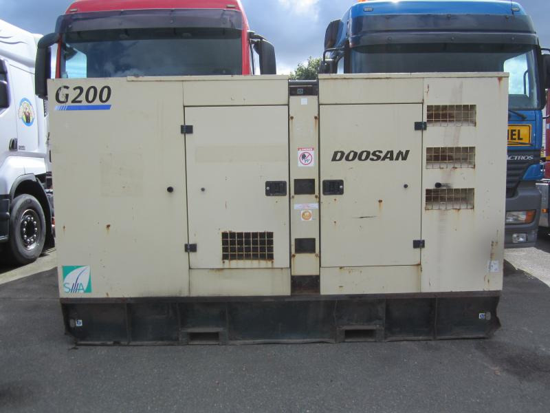 Doosan G200 - Gerador elétrico: foto 1 Doosan G200 - Gerador elétrico: foto 1