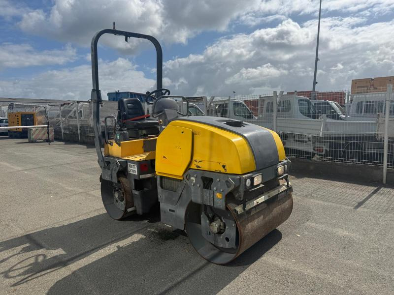 Dynapac CC1200 - Compactador de asfalto: foto 2 Dynapac CC1200 - Compactador de asfalto: foto 2