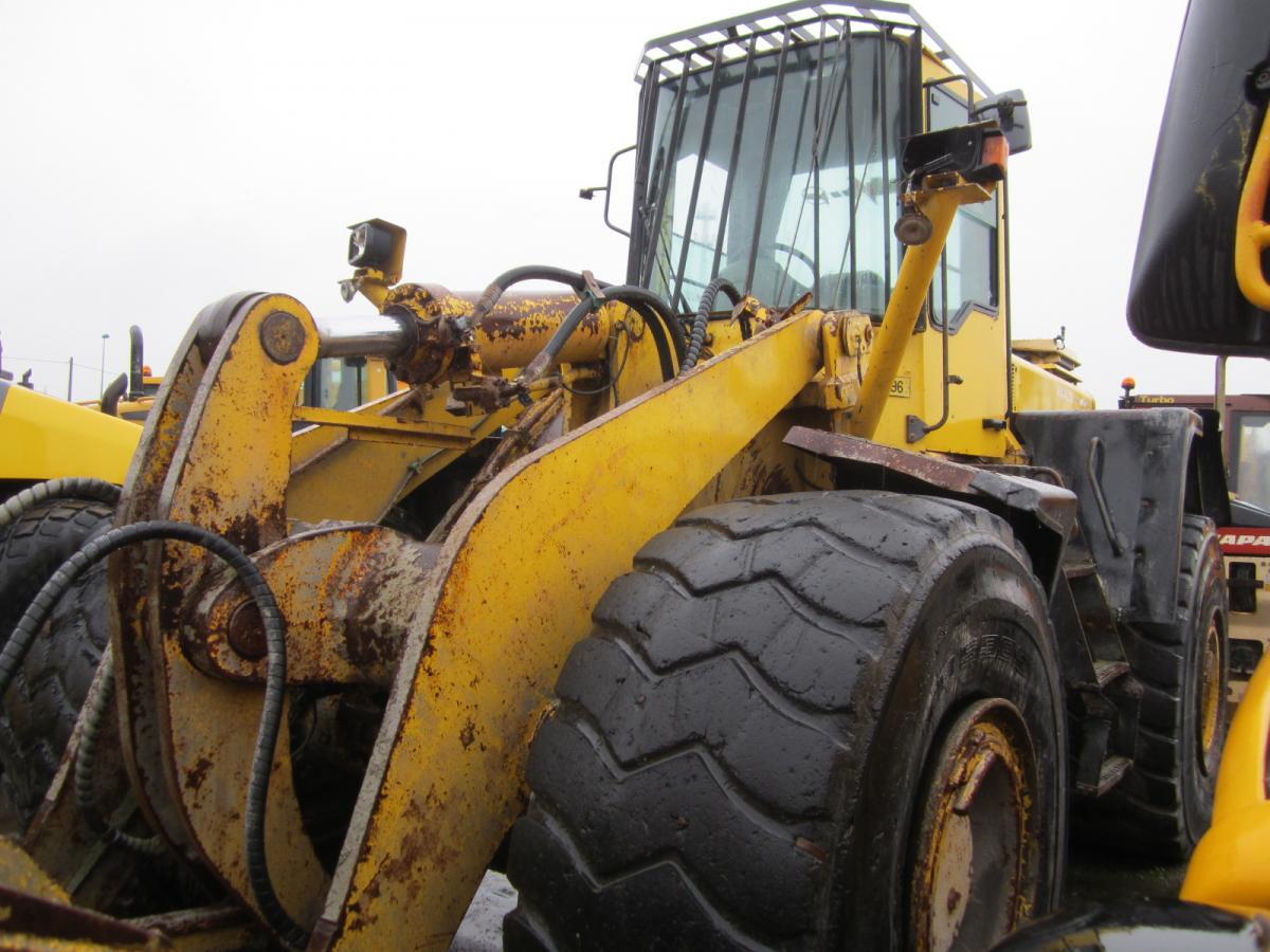 Komatsu WA420-3 active - Carregadeira de rodas: foto 4 Komatsu WA420-3 active - Carregadeira de rodas: foto 4