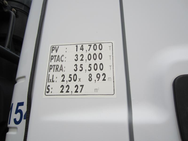 Mercedes AXOR 3236 - Caminhão basculante: foto 4 Mercedes AXOR 3236 - Caminhão basculante: foto 4