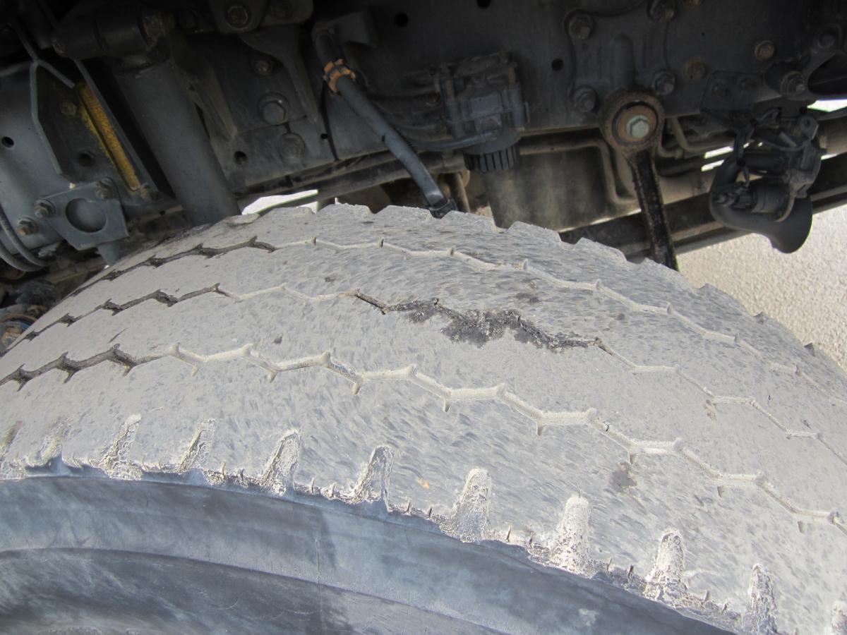 Mercedes AXOR 3240 - Caminhão basculante: foto 5 Mercedes AXOR 3240 - Caminhão basculante: foto 5