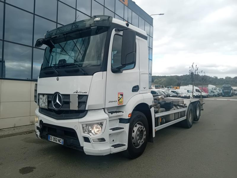 Mercedes Antos 2643 - Caminhão polibenne: foto 1 Mercedes Antos 2643 - Caminhão polibenne: foto 1