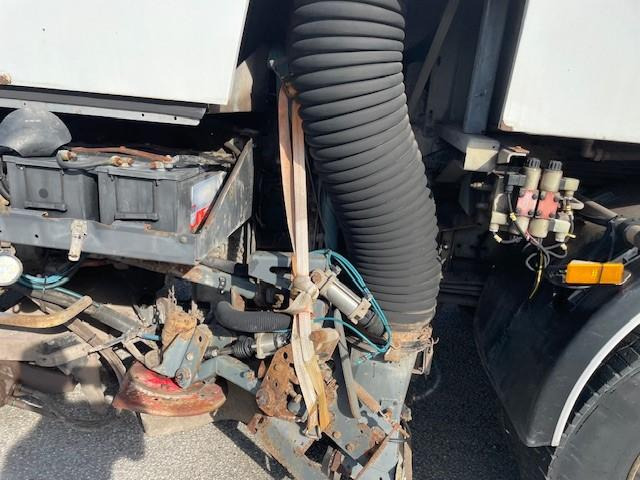 Varredora urbana Mercedes Axor 1829: foto 7