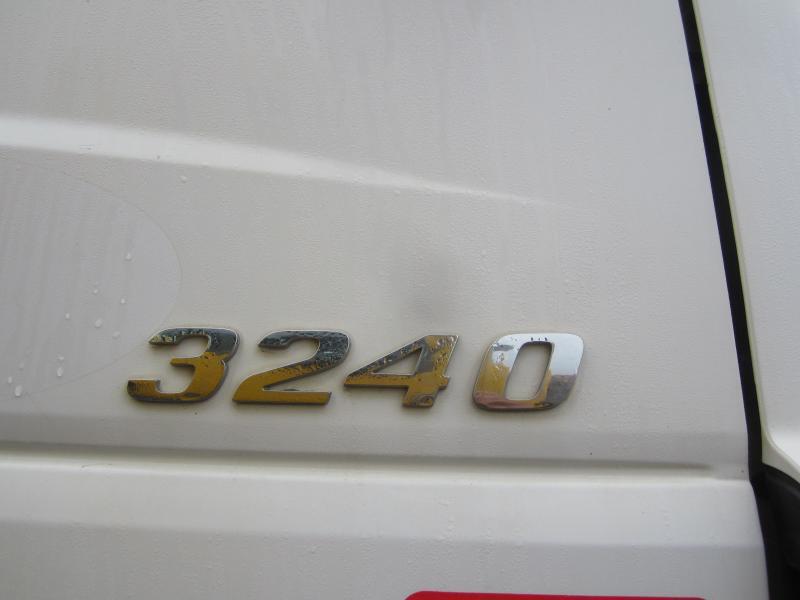 Mercedes Axor 3240 - Caminhão basculante: foto 3 Mercedes Axor 3240 - Caminhão basculante: foto 3