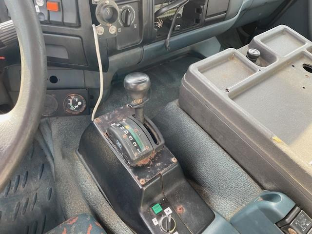 Caminhão chassi Renault Kerax 340: foto 9
