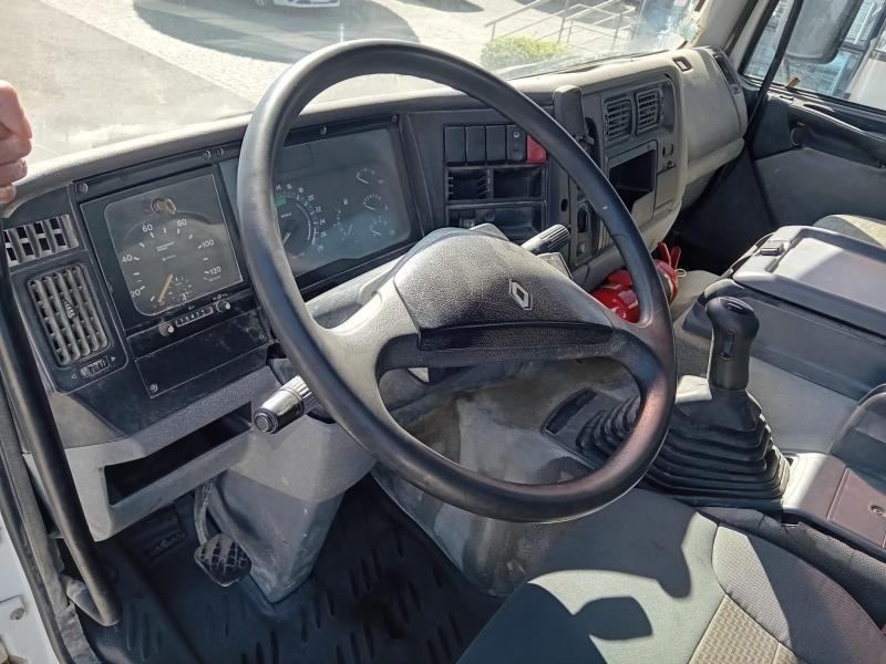 Renault Kerax 340 - Caminhão basculante: foto 3 Renault Kerax 340 - Caminhão basculante: foto 3